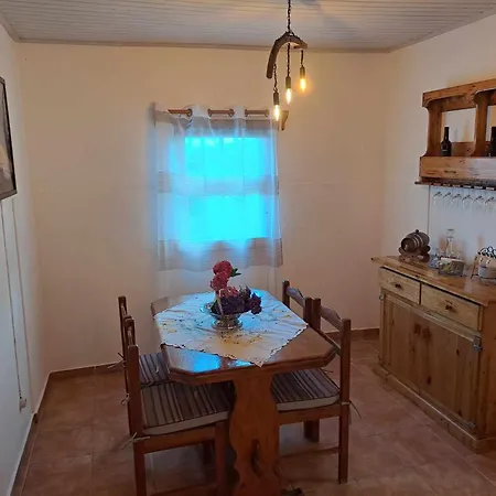 Holiday home A Casa Dos Avos Lajes das Flores